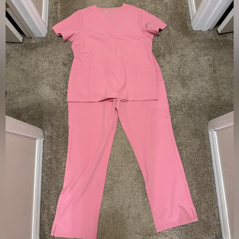 Peony Pink Scrub Set Mandala